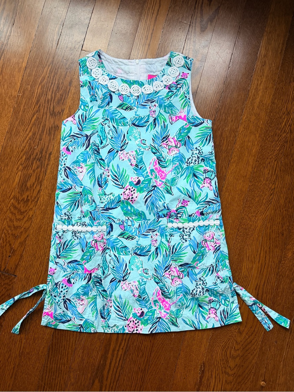 Lilly Pulitzer Girls Classic Sleeveless Shift Dress “Barking Up the Palm Tree”